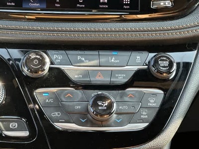 2023 Chrysler Pacifica Hybrid Pinnacle