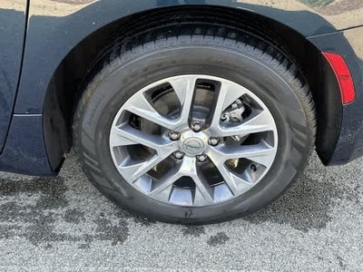 2023 Chrysler Pacifica Hybrid Pinnacle