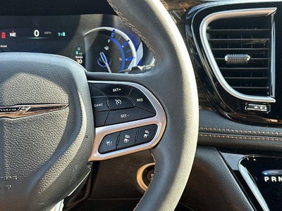 2023 Chrysler Pacifica Hybrid Pinnacle