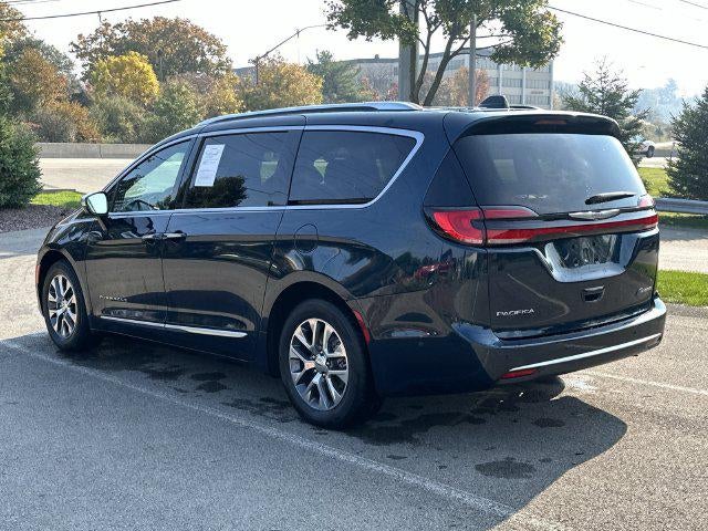 2023 Chrysler Pacifica Hybrid Pinnacle