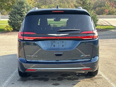 2023 Chrysler Pacifica Hybrid Pinnacle