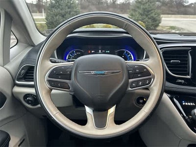 2019 Chrysler Pacifica Hybrid Limited