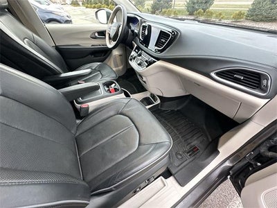 2019 Chrysler Pacifica Hybrid Limited