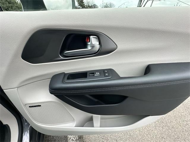 2019 Chrysler Pacifica Hybrid Limited