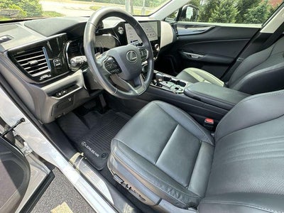 2022 Lexus NX 350h Premium