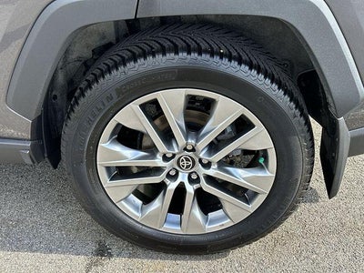 2022 Toyota RAV4 XLE Premium