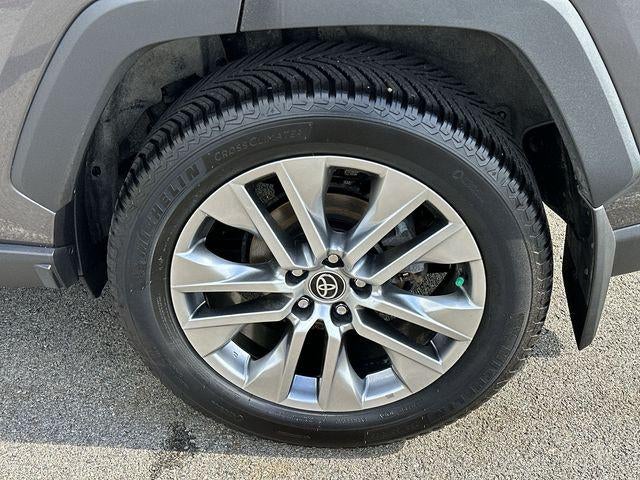 2022 Toyota RAV4 XLE Premium