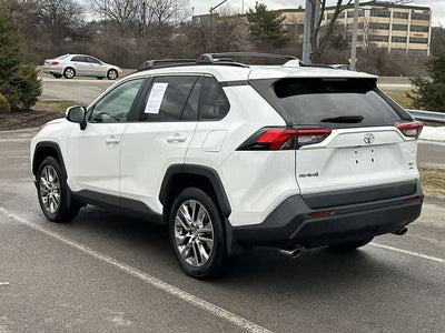 2019 Toyota RAV4 XLE Premium