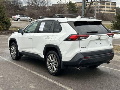 2019 Toyota RAV4 XLE Premium