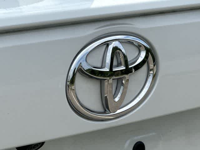 2025 Toyota RAV4 Hybrid XLE Premium