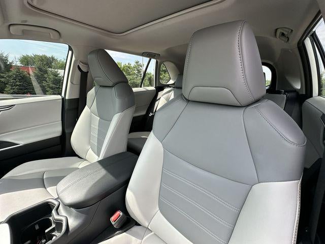 2025 Toyota RAV4 Hybrid XLE Premium