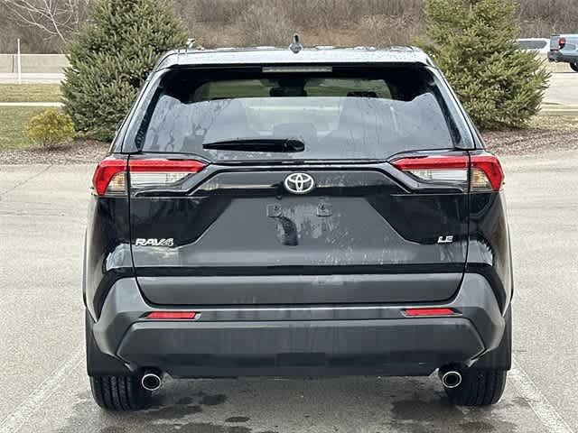 2023 Toyota RAV4 LE