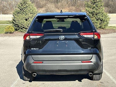 2023 Toyota RAV4 LE