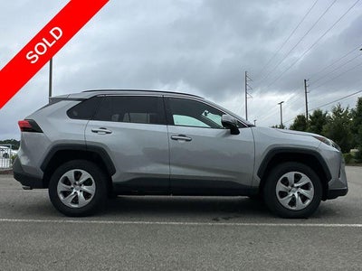 2021 Toyota RAV4 LE