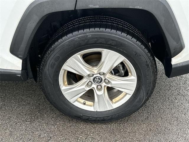 2020 Toyota RAV4 Hybrid LE