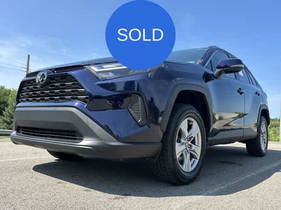 2022 Toyota RAV4 XLE