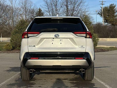 2023 Toyota RAV4 Hybrid SE