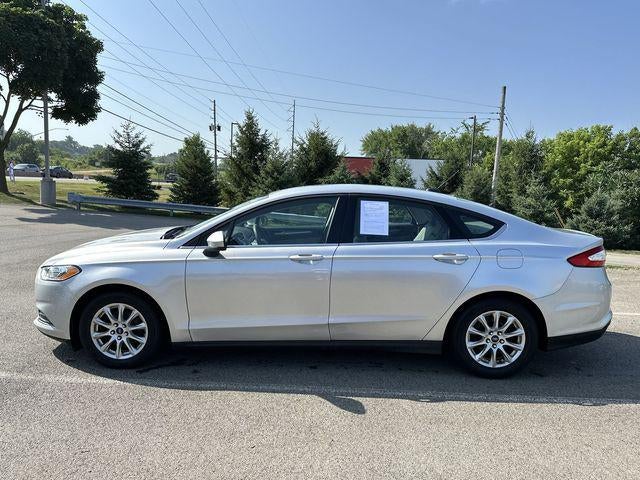 2016 Ford Fusion S