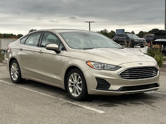 2019 Ford Fusion Hybrid SE