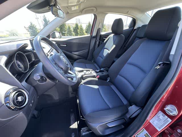 2019 Toyota Yaris LE