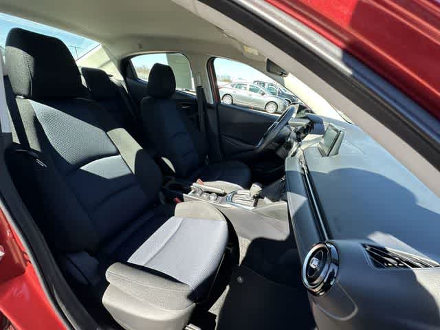 2019 Toyota Yaris LE