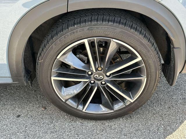2023 INFINITI QX55 LUXE