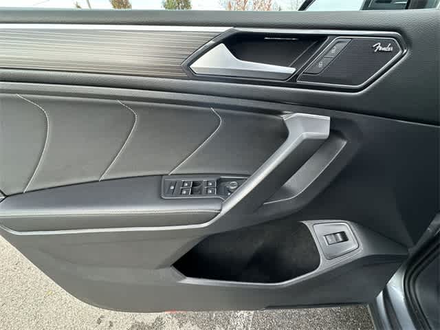 2022 Volkswagen Tiguan SEL R-Line