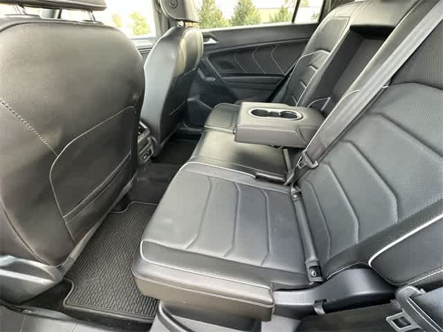 2022 Volkswagen Tiguan SEL R-Line