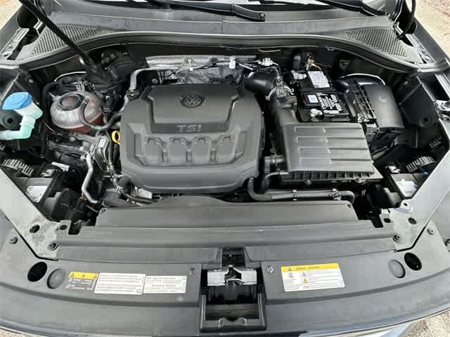 2022 Volkswagen Tiguan SEL R-Line