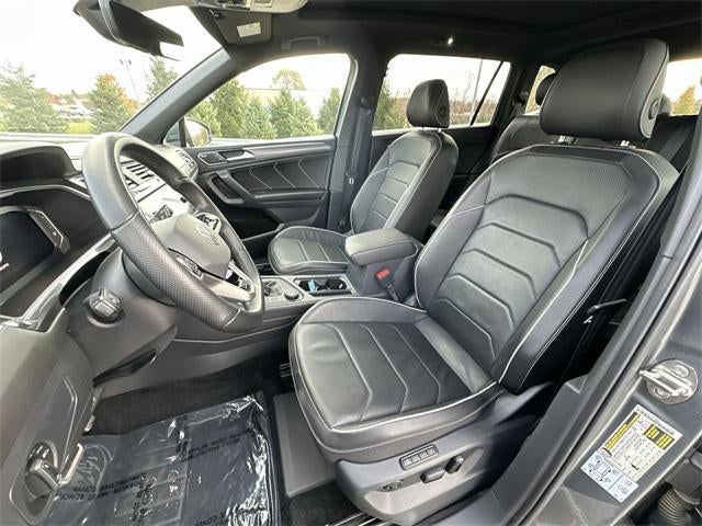 2022 Volkswagen Tiguan SEL R-Line