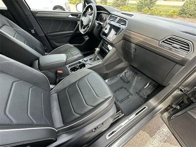 2022 Volkswagen Tiguan SEL R-Line