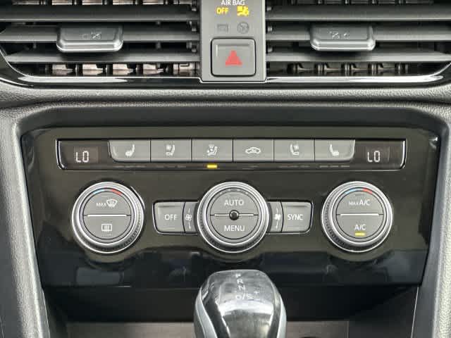 2023 Volkswagen Taos SEL