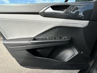 2023 Volkswagen Taos SEL