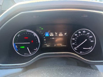 2019 Toyota Avalon Hybrid XSE