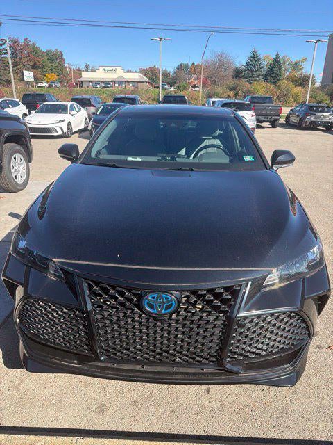 2019 Toyota Avalon Hybrid XSE