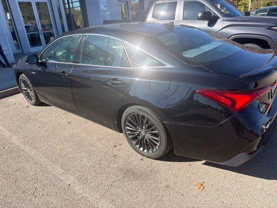 2019 Toyota Avalon Hybrid XSE