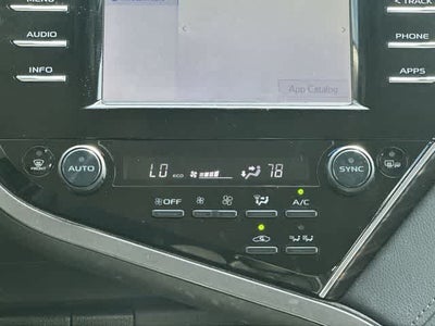 2018 Toyota Camry Hybrid XLE