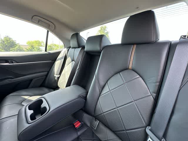 2018 Toyota Camry Hybrid XLE
