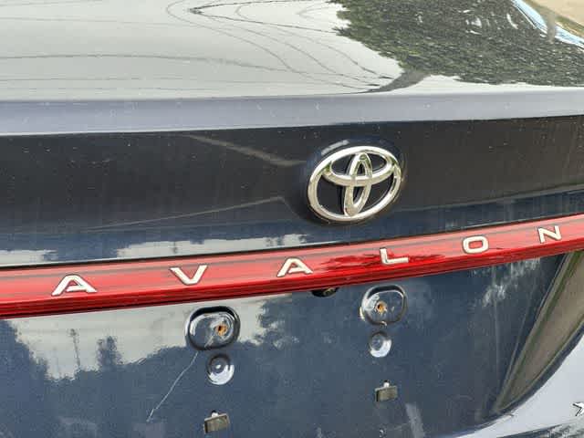 2019 Toyota Avalon XLE