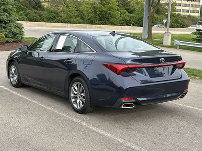 2019 Toyota Avalon XLE