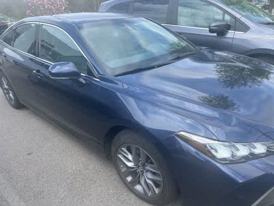 2019 Toyota Avalon XLE