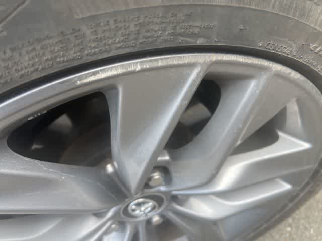 2019 Toyota Avalon XLE