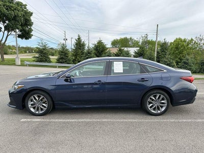 2019 Toyota Avalon XLE