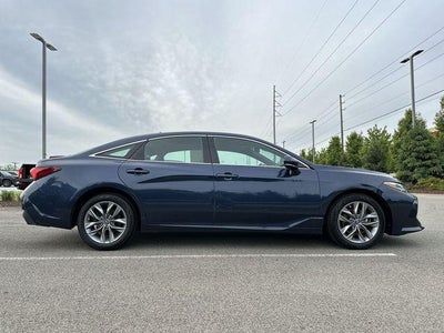2019 Toyota Avalon XLE