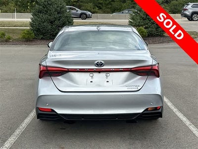 2021 Toyota Avalon Hybrid Limited