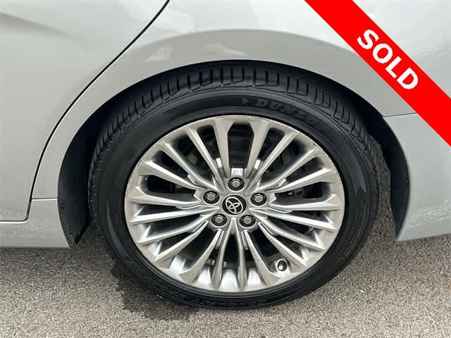 2021 Toyota Avalon Hybrid Limited