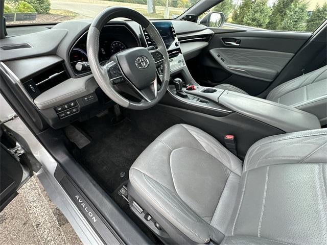 2021 Toyota Avalon Hybrid Limited