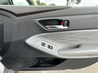 2021 Toyota Avalon Hybrid Limited