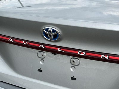 2021 Toyota Avalon Hybrid Limited