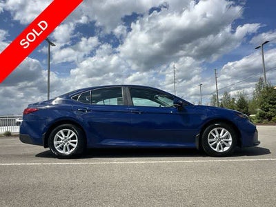 2025 Toyota Camry LE